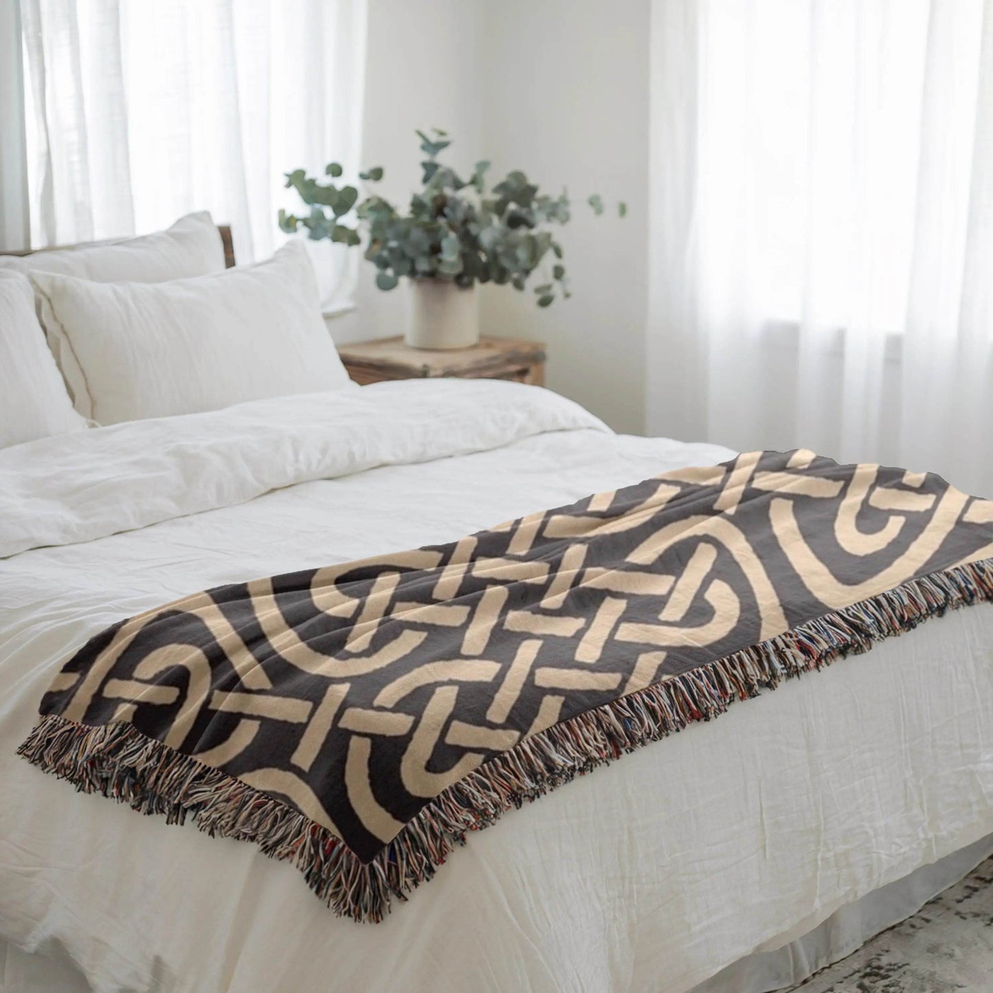 Irish Eternity Knot Blanket - Cotton Woven Throw with Colorful Fringed Edges - timelessbohochic.com