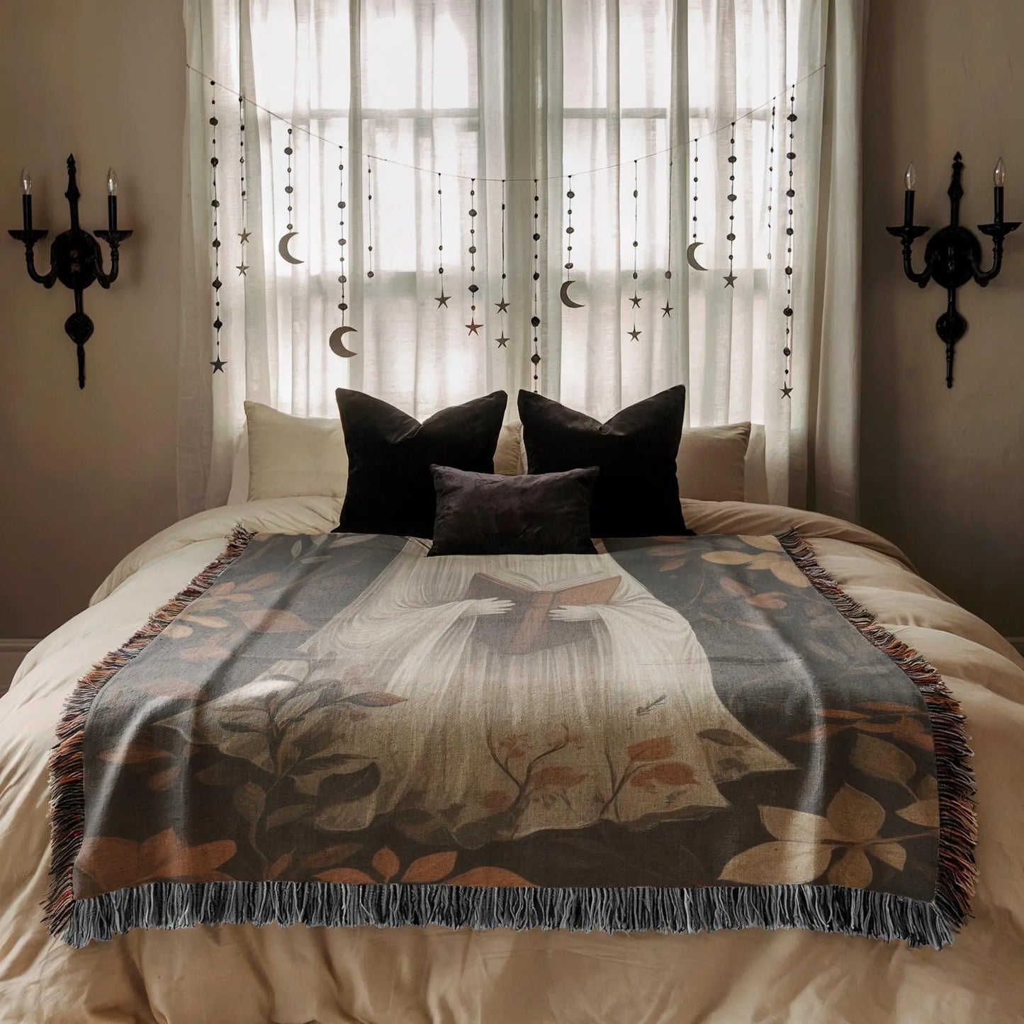 Cute Ghost Blanket – Cozy Fall Throw With Soft Cotton Woven Fabric & Colorful Fringed Edges