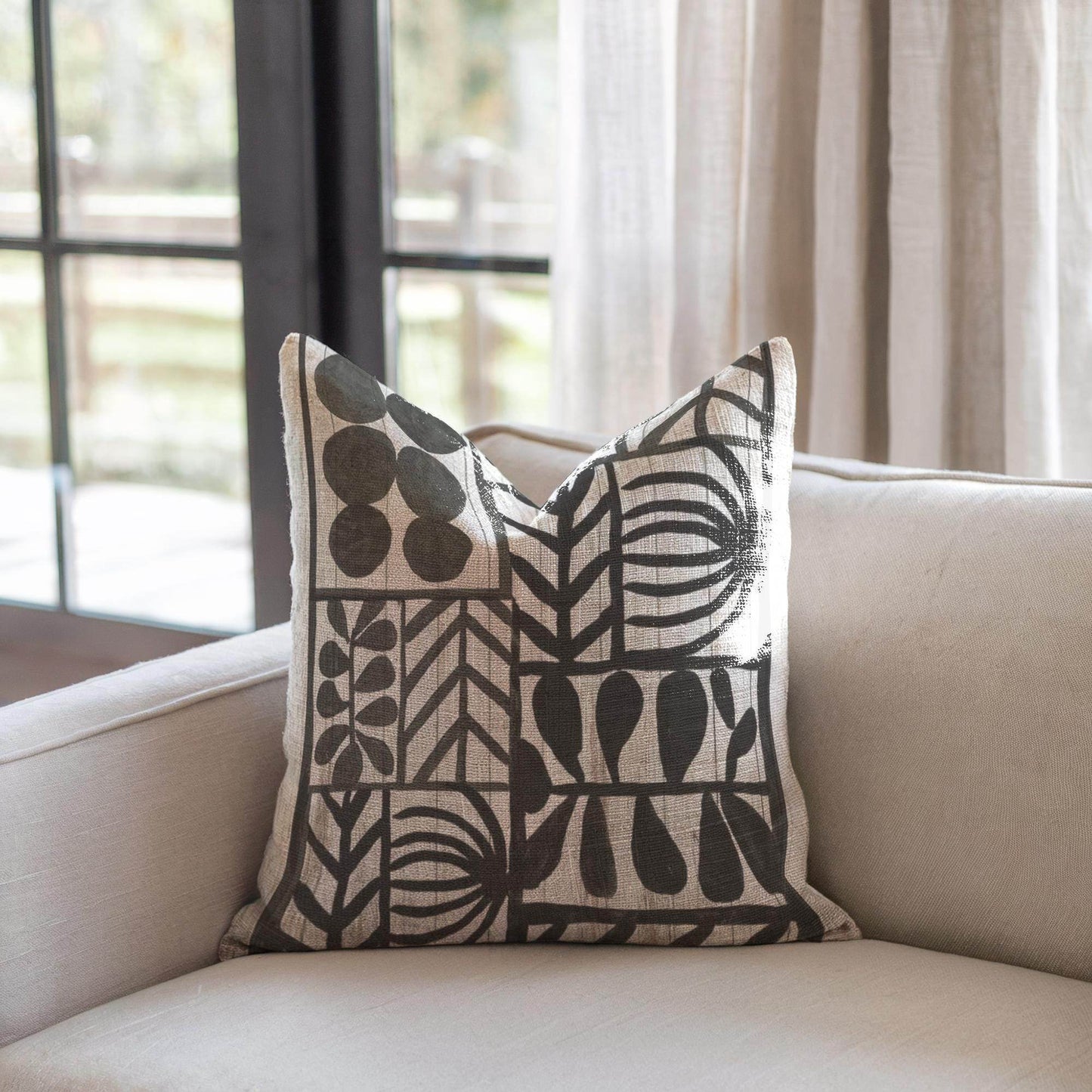 Geometric Throw Pillow - Black White Pillow | Modern Decorative Cushion, Minimalist Home Decor - timelessbohochic.com