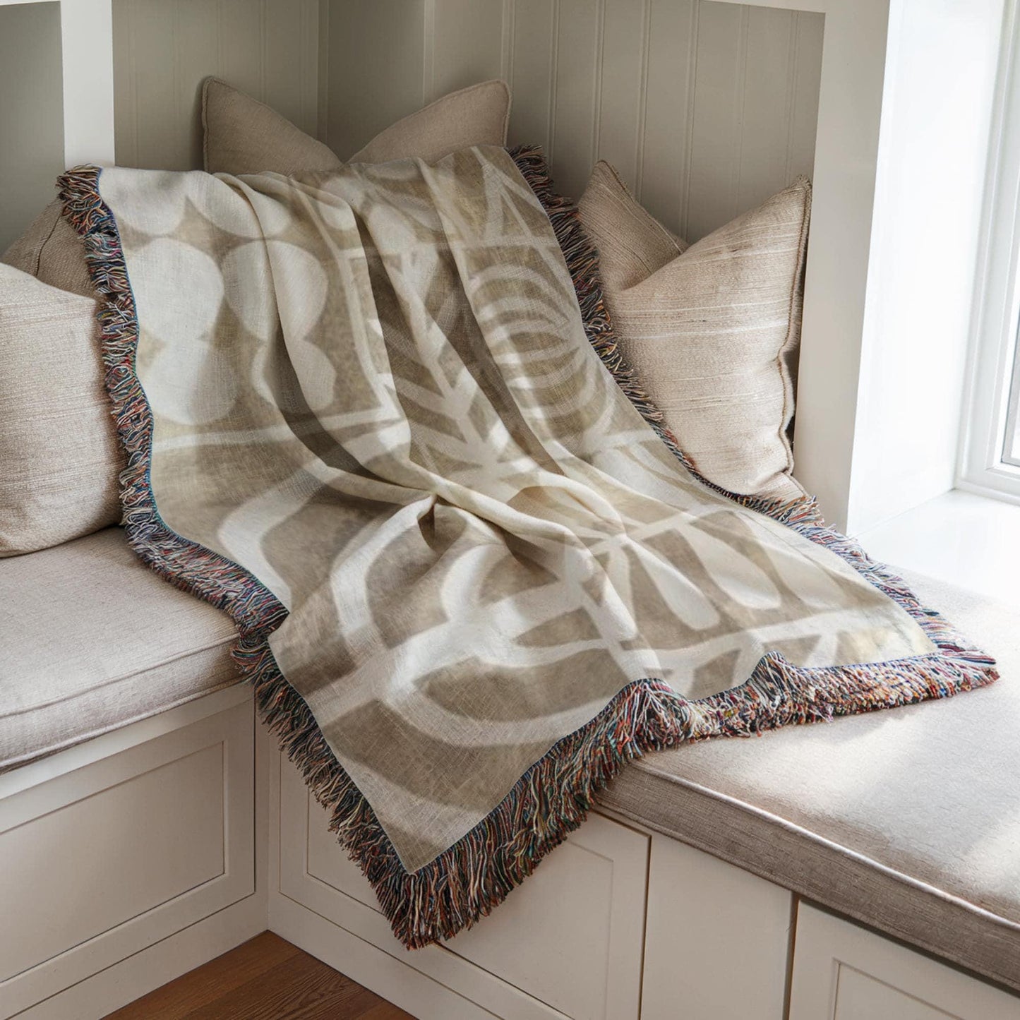 Boho Woven Blanket – Minimalist Throw With Modern Pattern & Fringed Edges