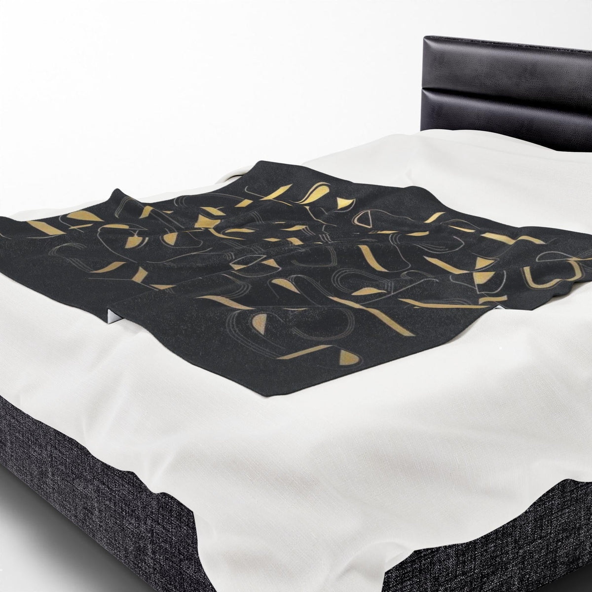 Armenian Black & Gold Alphabet Plush Velveteen Blanket – Diaspora Heritage Gift