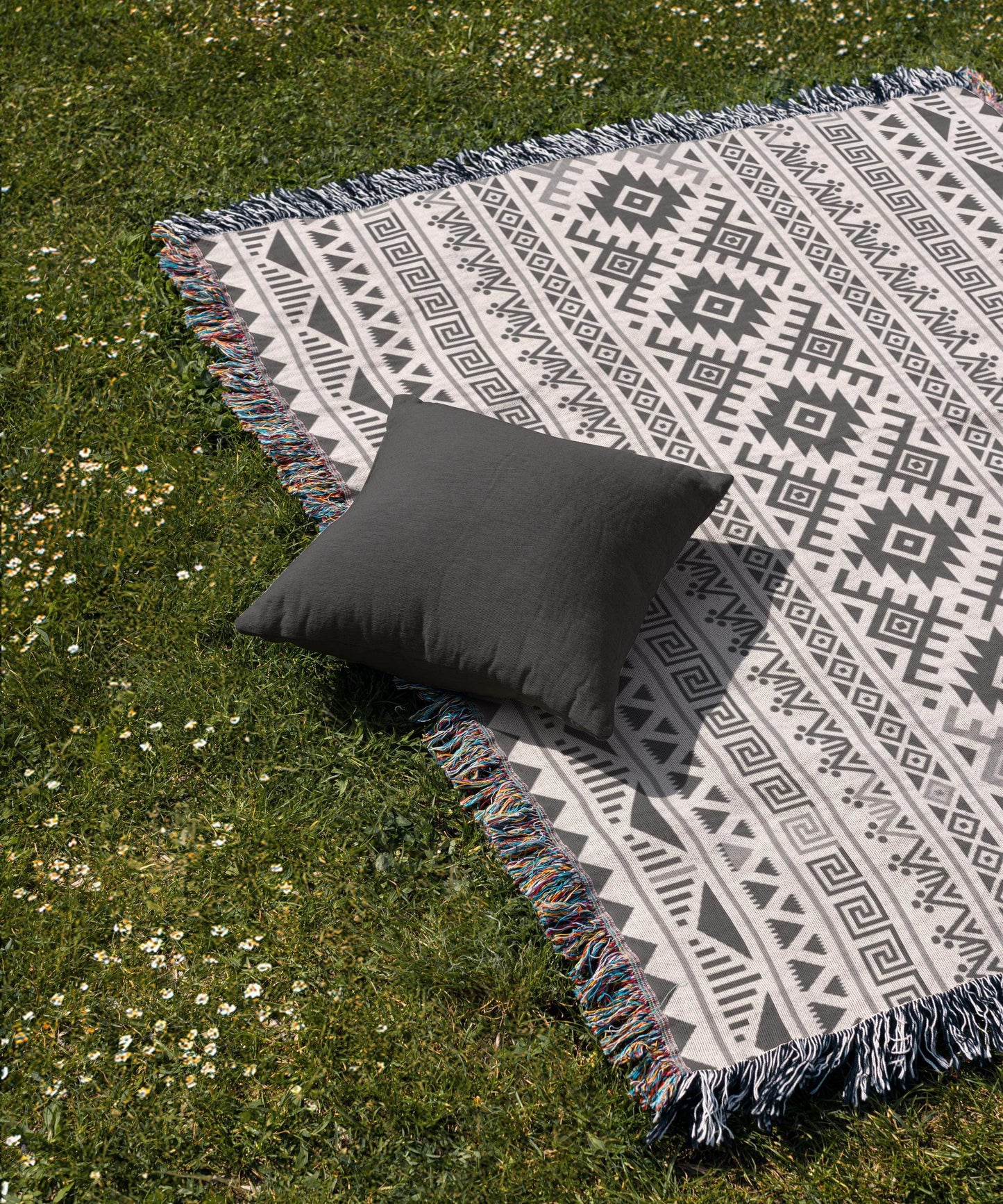 Boho Chic Coverlet - Ikat Textured Throw - timelessbohochic.com