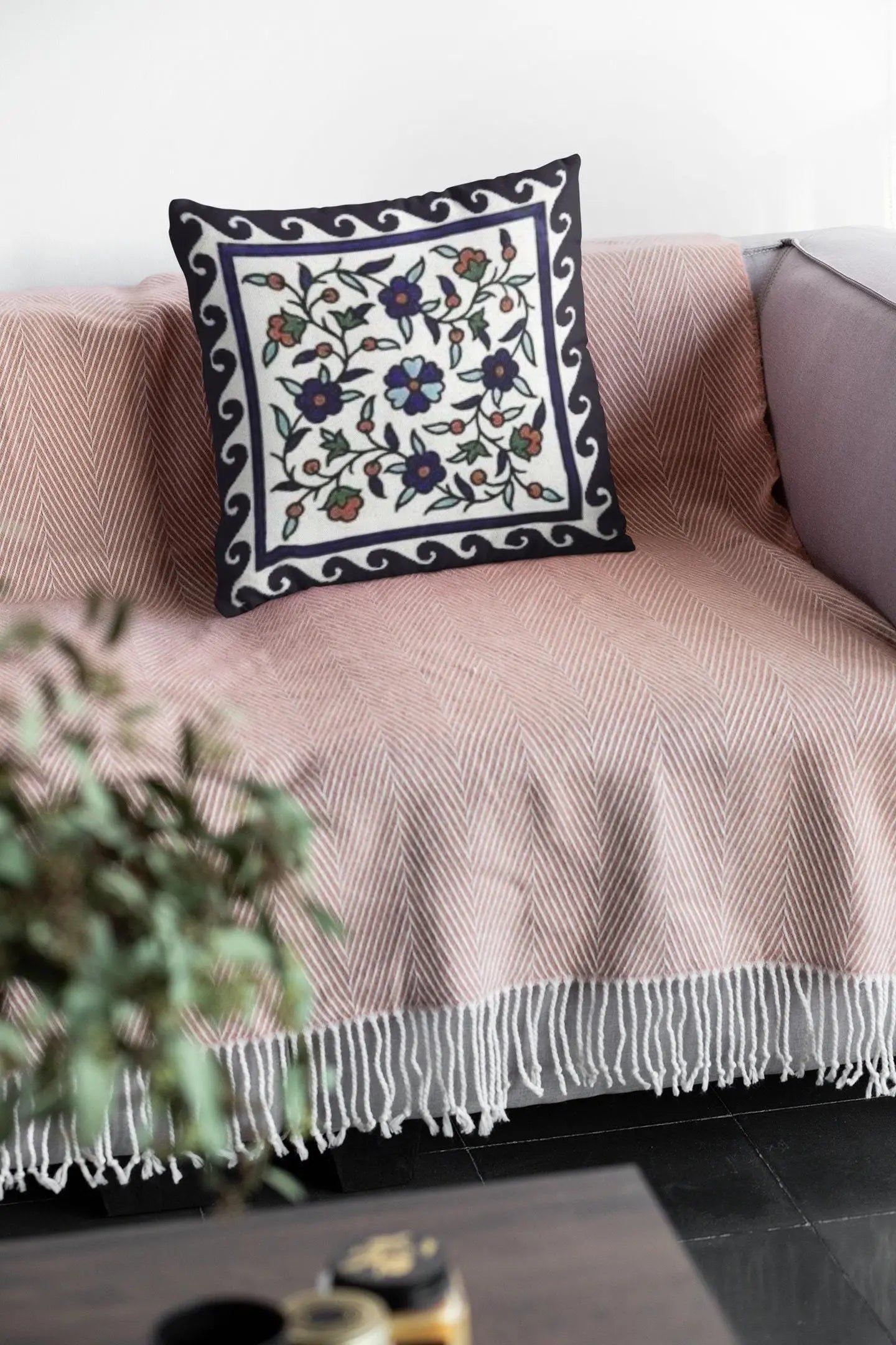 Armenian Iznik Pillow - Boho Home Decor Decorative Cushion Cover 18x18 Inch