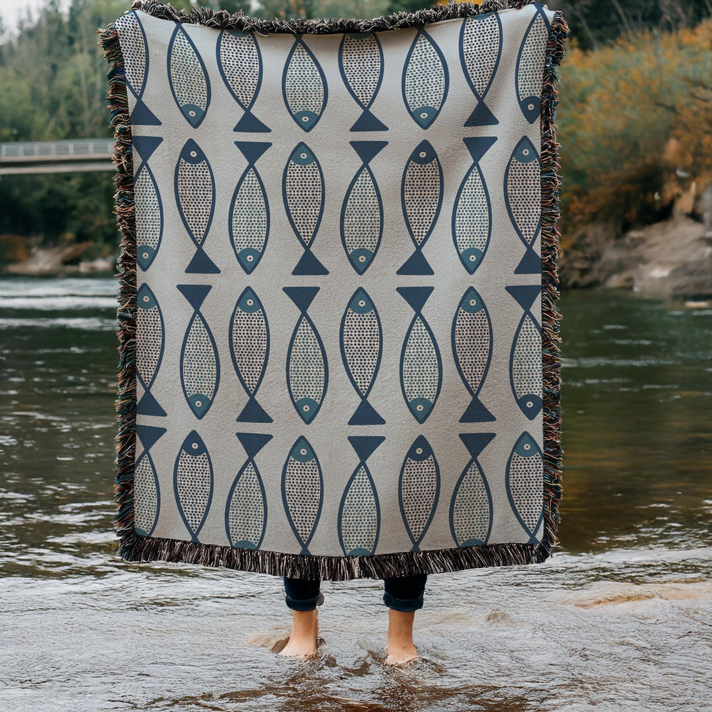 Coastal Woven Blanket – Nautical Beach Throw With Fish Pattern & Fringed Edges