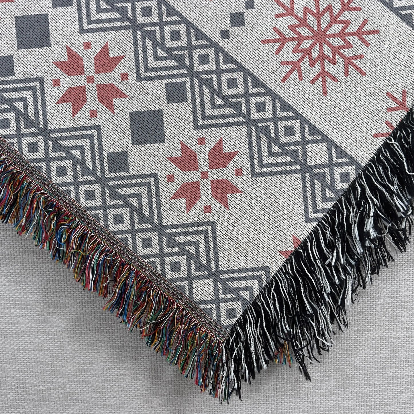 Scandi Woven Blanket – Cotton Throw Blanket with Snowflake Pattern, Cozy Winter Throw
