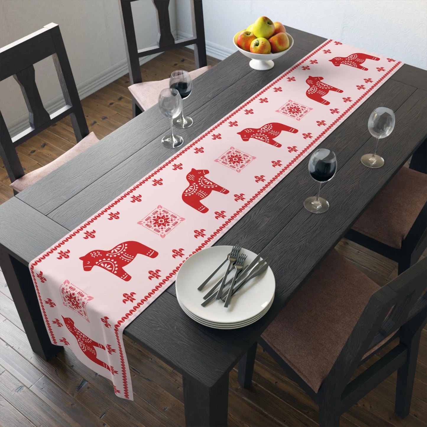 Scandinavian Table Runner – Nordic Christmas Decor with Dala Horse & Winter Star Pattern