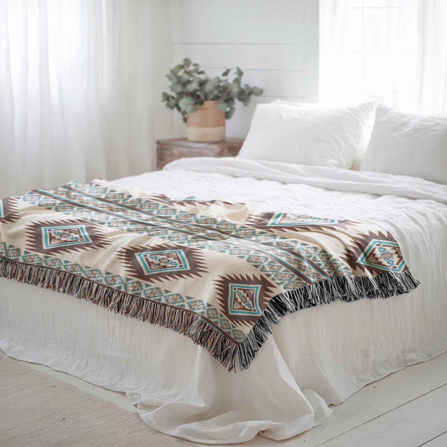Native American blanket - timelessbohochic.com