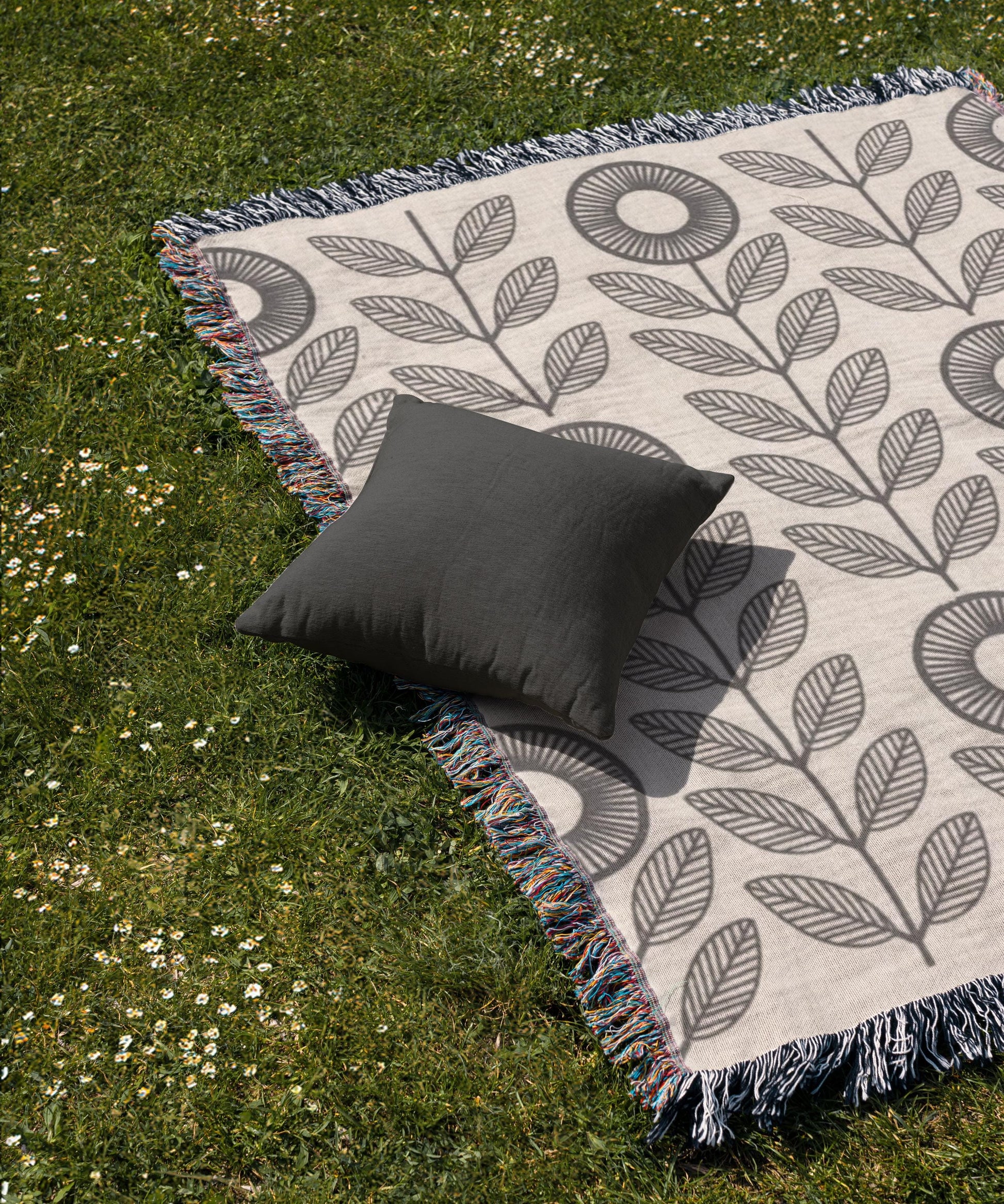 Modern Throw Blanket Set – Geometric Cotton Throw with Accent Pillow Set