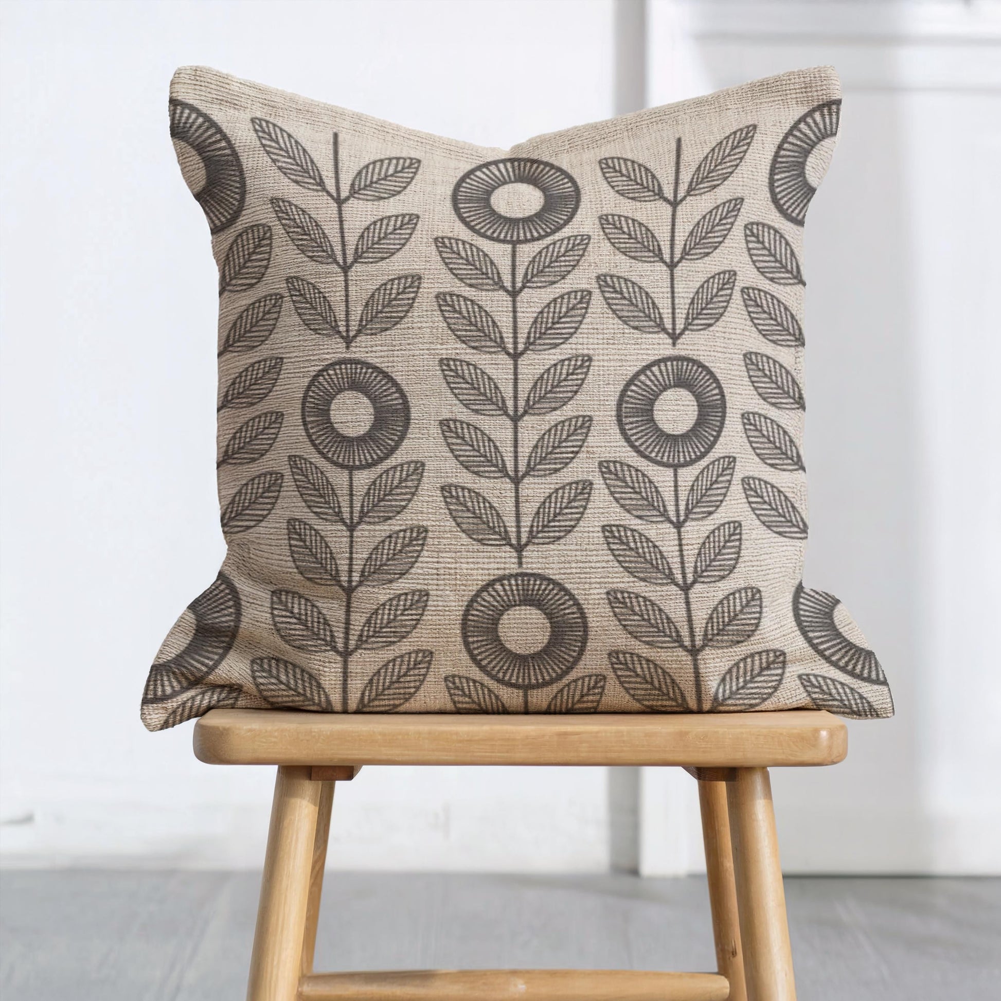 Modern Throw Blanket Set – Geometric Cotton Throw with Accent Pillow Set