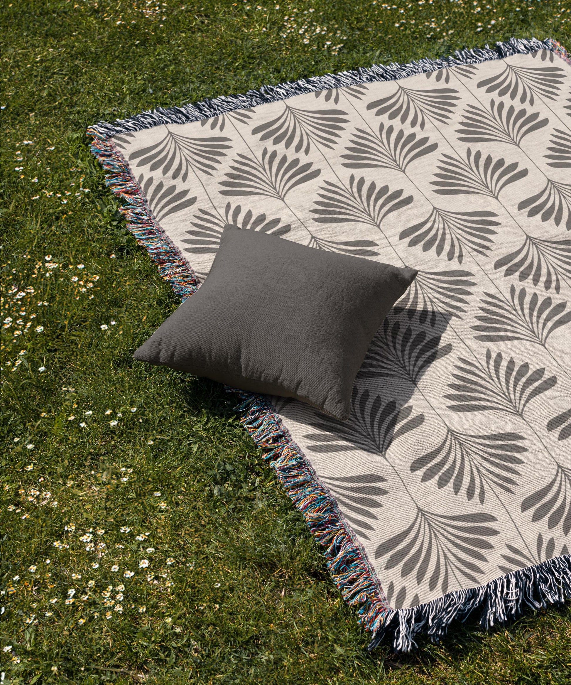 Modern Throw Blanket Set – Geometric Pattern Woven Cotton Blanket with Accent Pillows