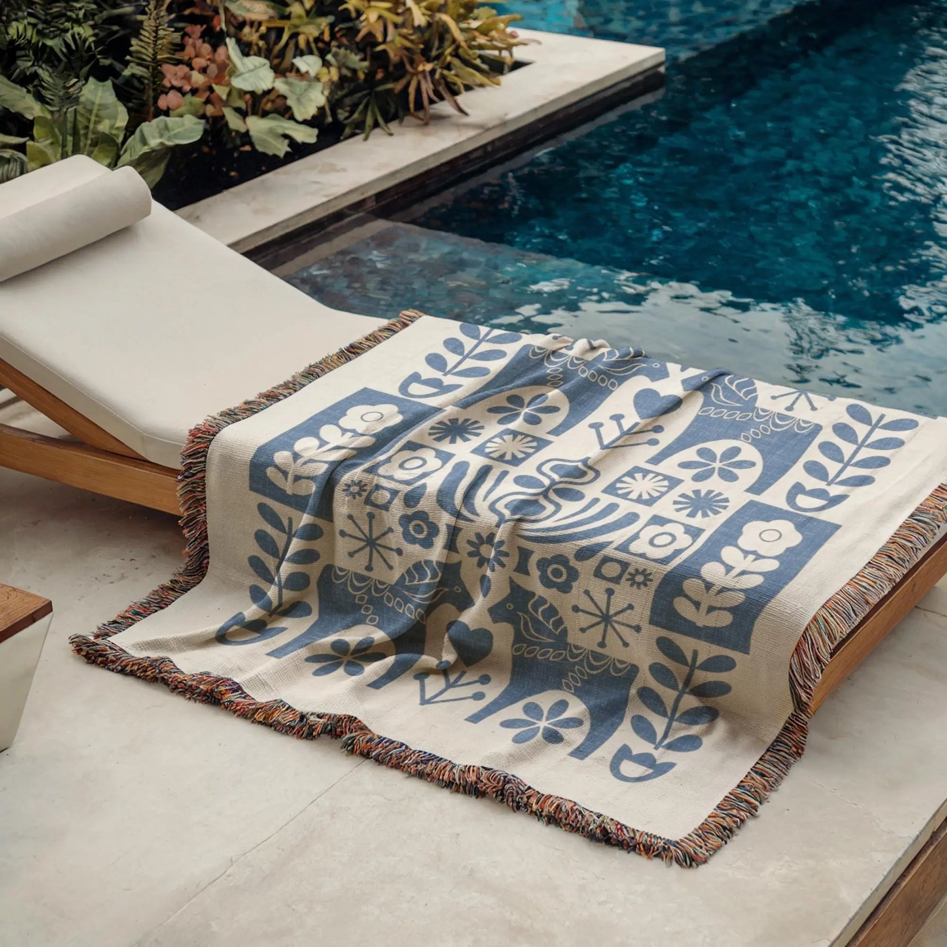 Blue Dala Horse Blanket - Scandinavian Folk Art Cotton Tapestry Throw for Cozy Hygge Home
