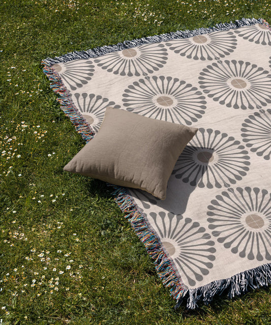 Minimalist Bedding Set – Woven Cotton Blanket & Accent Pillow | Cozy Living Room Decor