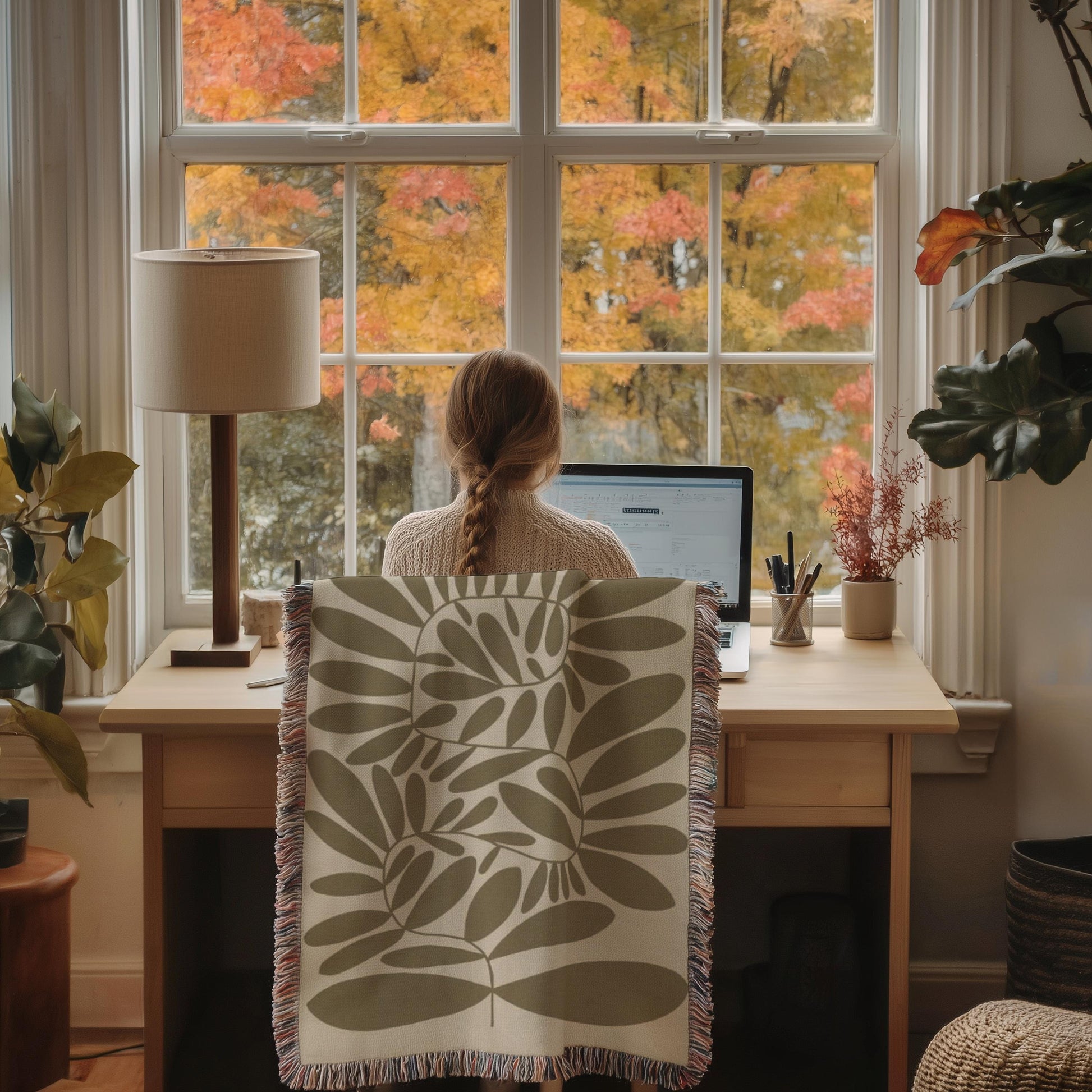Woven Throw Blanket – Cozy Cotton Patio Blanket with Fringed Edge for Garden