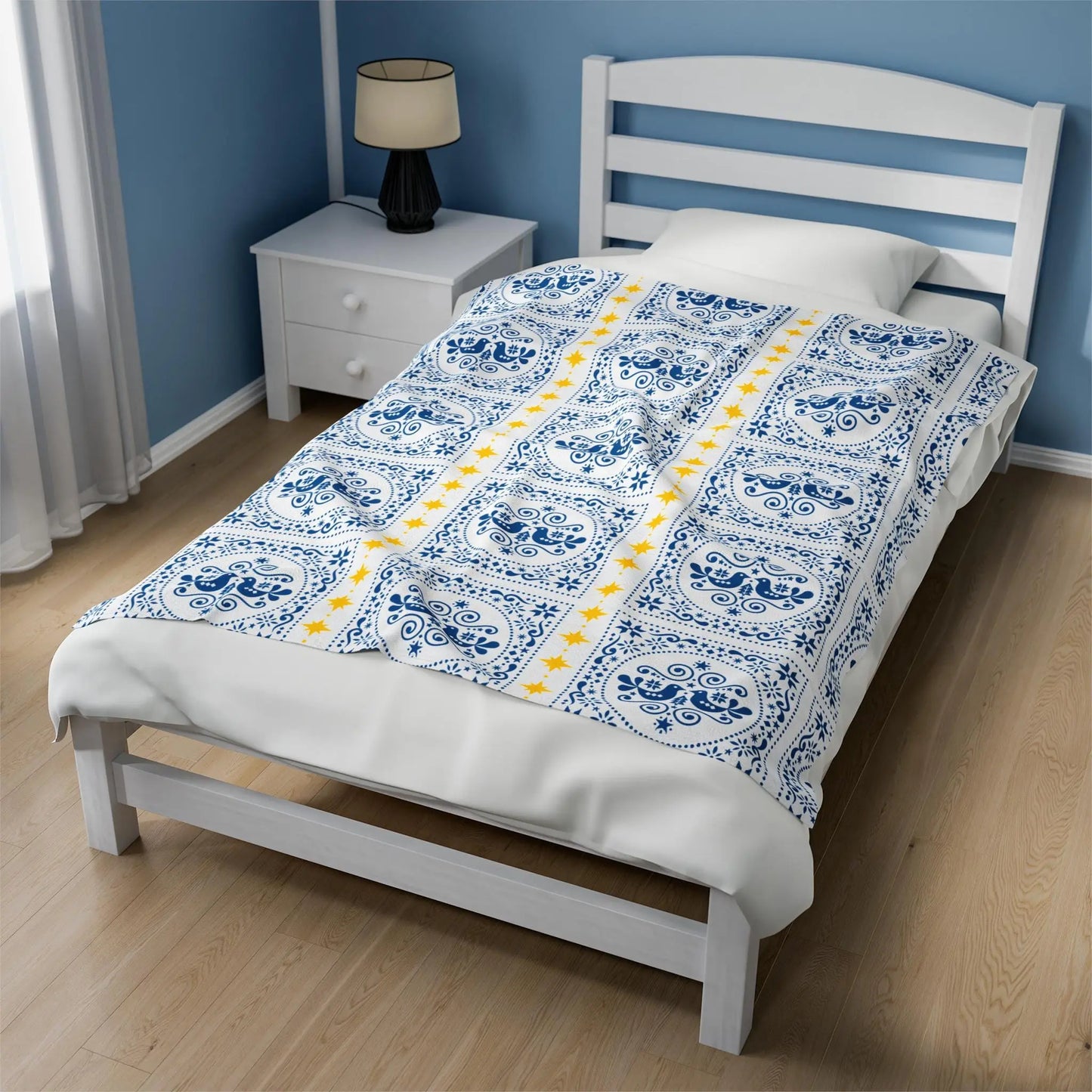 Velveteen Couch Throw – Romantic Soft Blanket with Blue Dove & Star Pattern Bedding