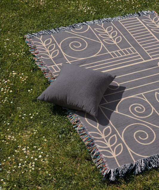Modern Throw Blanket Set – Geometric Pattern Woven Cotton Blanket with Accent Pillow