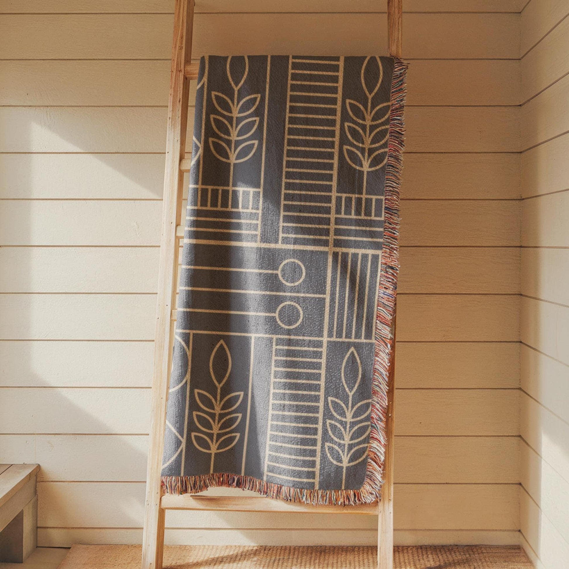 Woven Tapestry Blanket – Modern Throw Blanket with Geometric Pattern, Cozy Home Decor