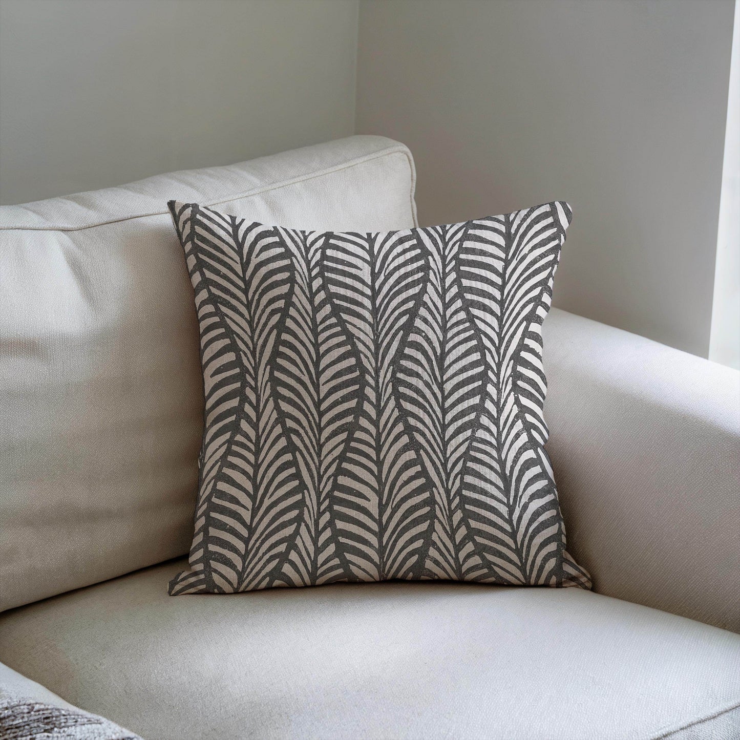 Palm Tree Throw Pillow - Scandinavian Cushion With Geometric Cotton Pattern - timelessbohochic.com