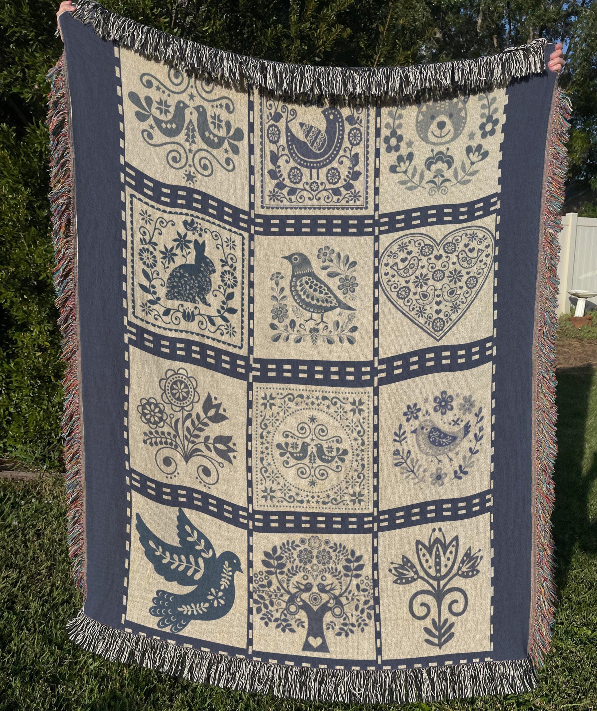 Scandi Blue Quilt Throw – Personalized Cotton Lap Blanket | Cozy Woven Scandinavian Style