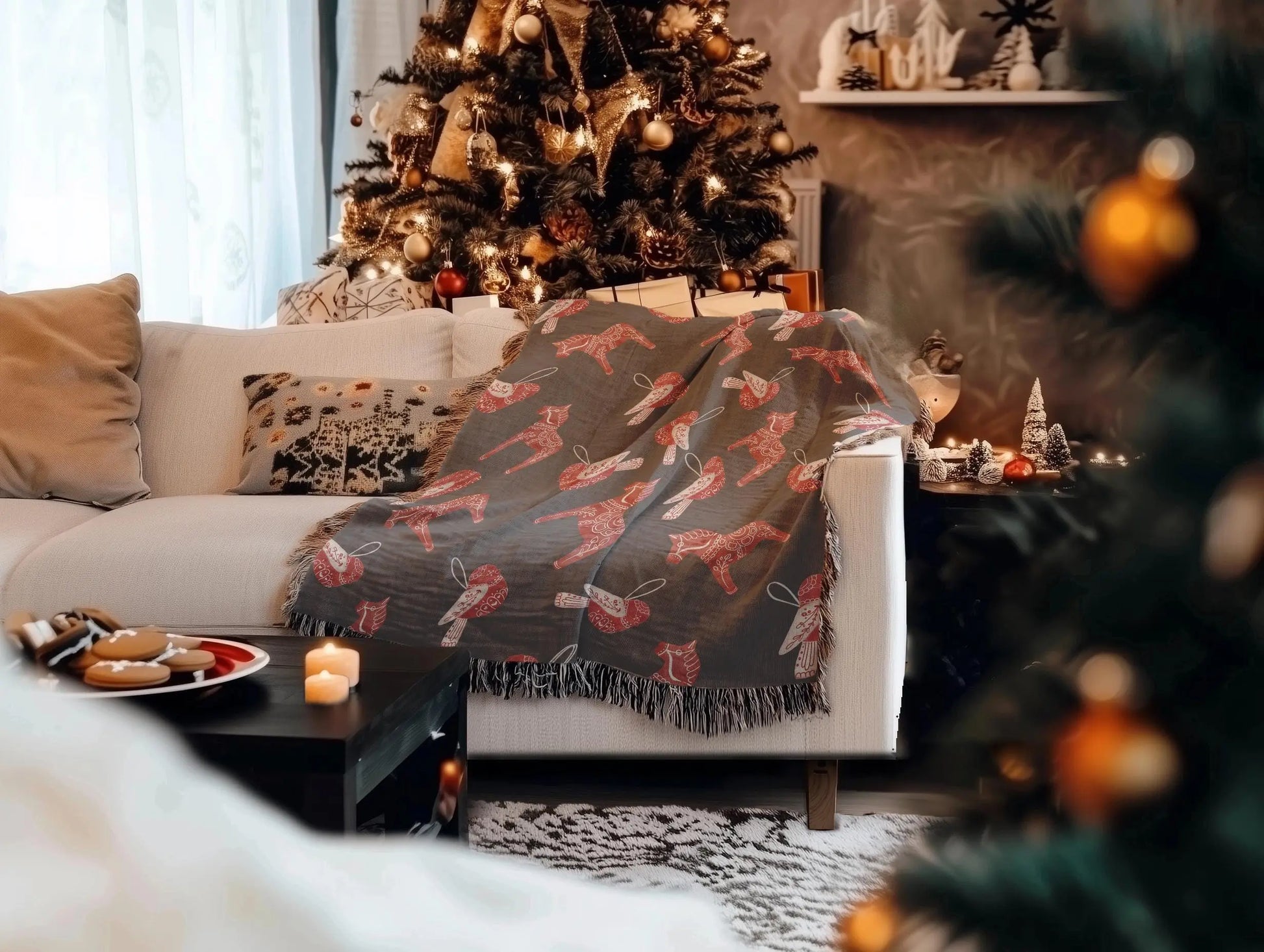 Scandi Cotton Blanket - Cozy Scandinavian Throw with Dala Horse & Bird Pattern, Fringe Edge
